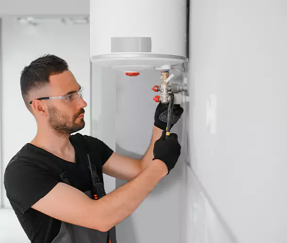 Expert Plumber for Water Heater Expansion Tank Installation in Killeen, TX